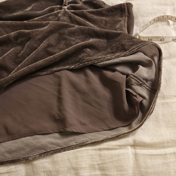 Banana Republic Gray Camisole Top with Thin Straps - Picture 11 of 13